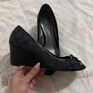 Y2K 2000’s Coach Paoli New York Wedge Heels - SIZE 8